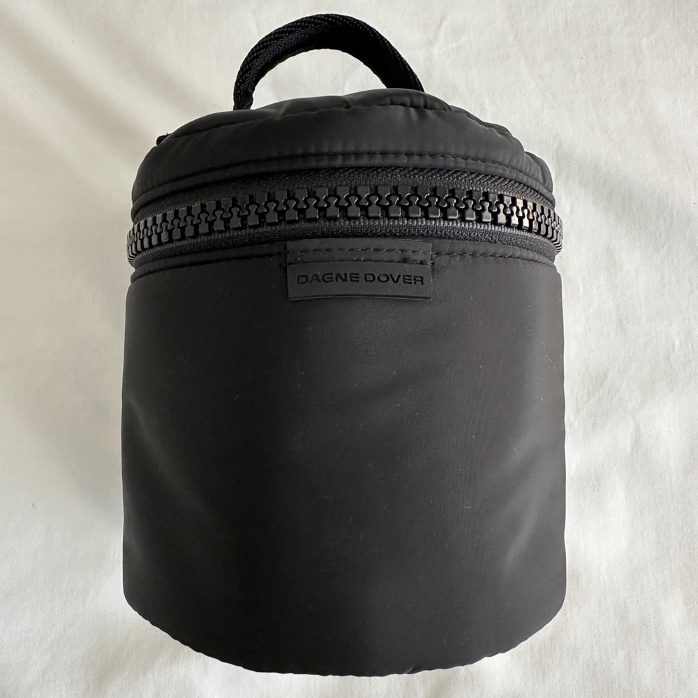 Dagne Dover Mila toiletry organizer